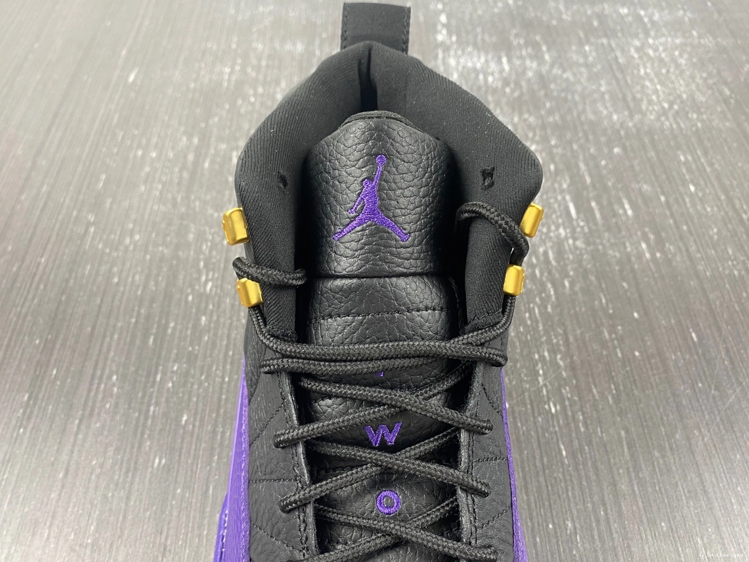 CT8013-057 Field 12 Purple Jordan Air 0409